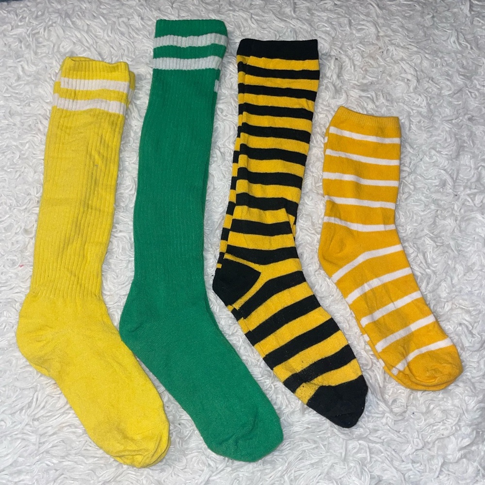 4 pair fun socks!